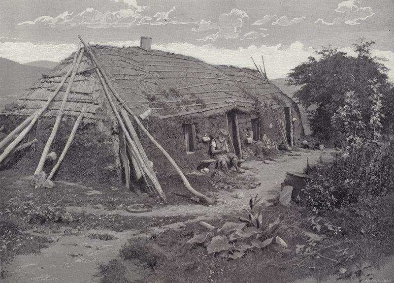 Eine Hochlandhütte, Lochaber von English Photographer