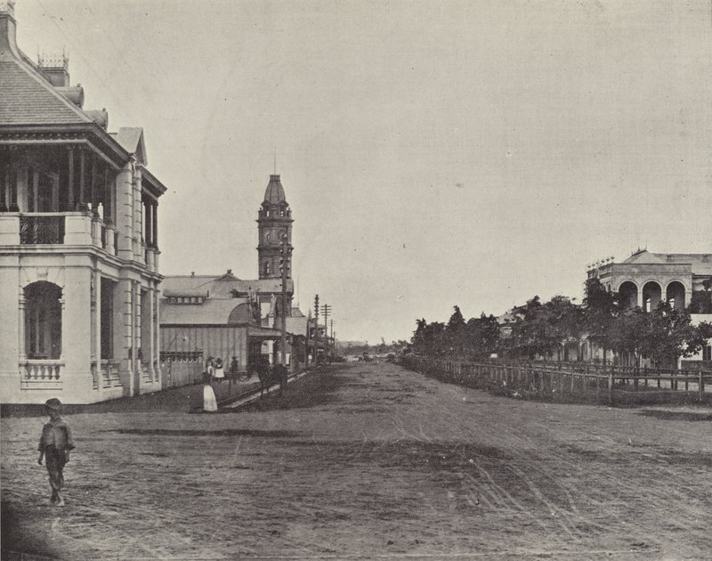 Bourbon Street, Bundaberg, Queensland von English Photographer
