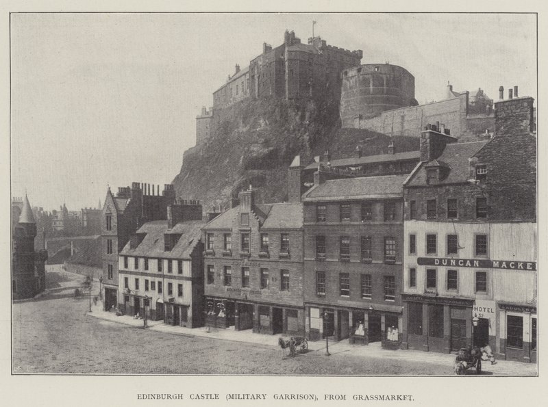 Edinburgh Castle (Militärgarnison), vom Grassmarket aus von English Photographer