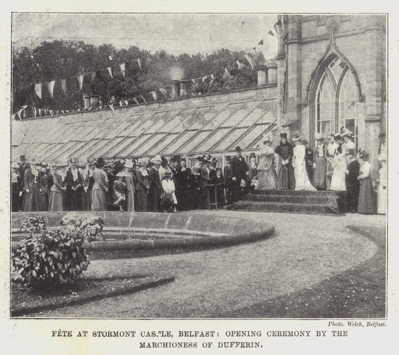 Fest am Stormont Castle, Belfast, Eröffnungszeremonie durch die Marquise von Dufferin von English Photographer