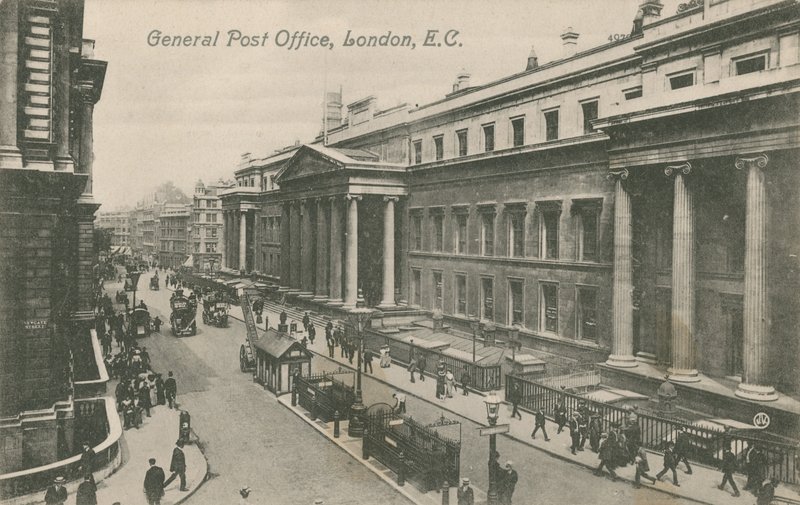 Hauptpostamt, London von English Photographer