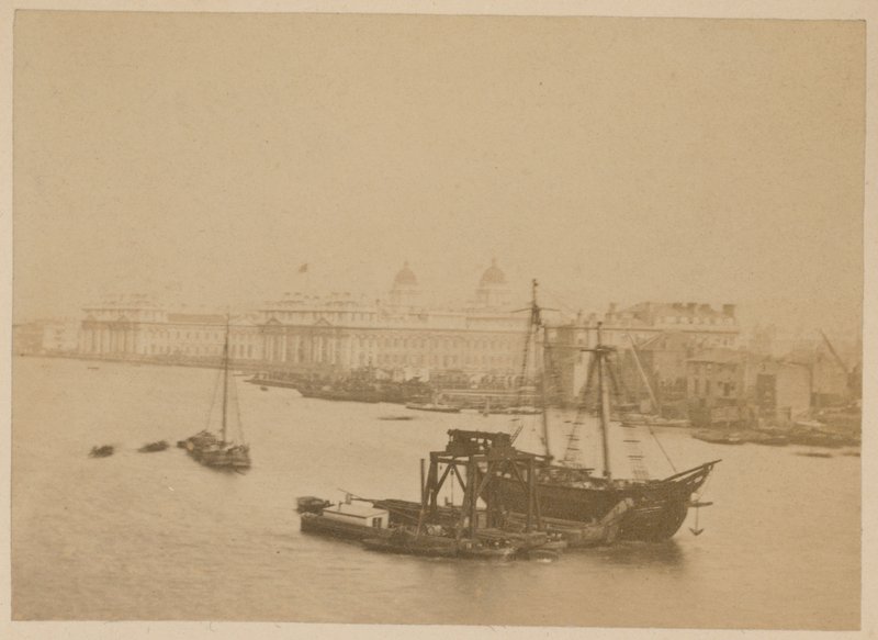 Greenwich Hospital, von der Themse von English Photographer