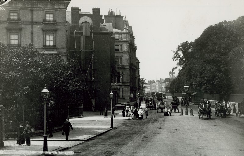 Kensington Gore, London von English Photographer