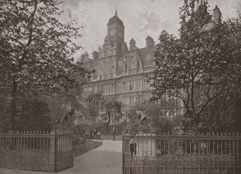 London County Council Education Offices von English Photographer
