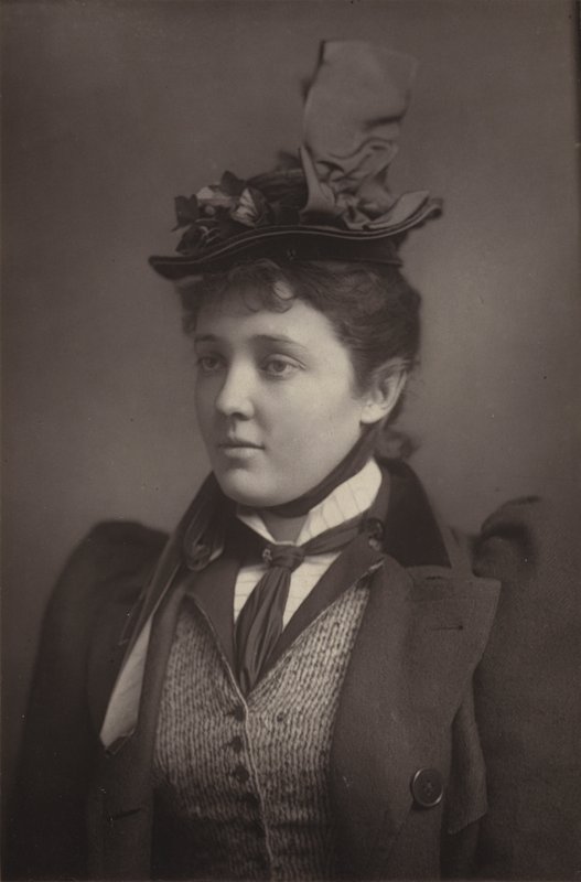 Miss Marion Lea von English Photographer