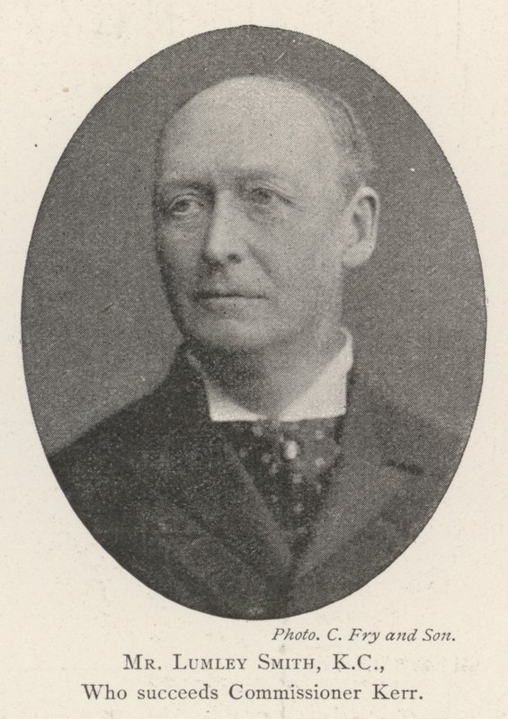 Mr. Lumley Smith, KC, der Nachfolger von Kommissar Kerr von English Photographer