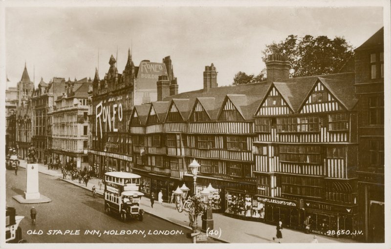 Altes Staple Inn, Holborn, London von English Photographer