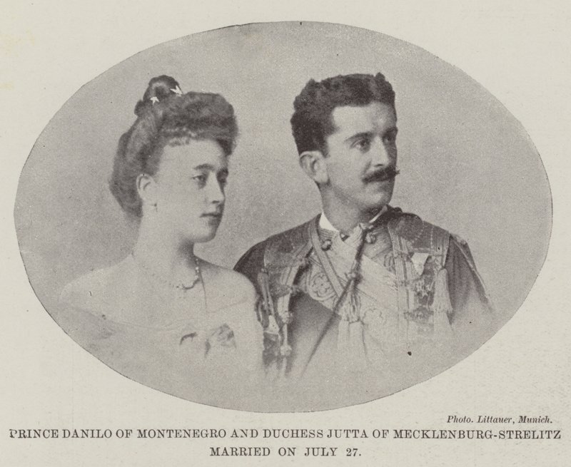 Prinz Danilo von Montenegro und Herzogin Jutta von Mecklenburg-Strelitz, verheiratet am 27. Juli von English Photographer