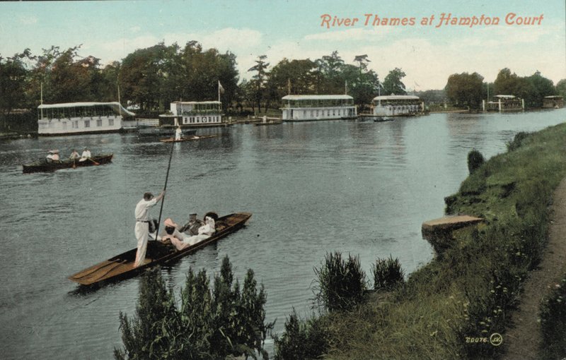 Punting auf der Themse und Hampton Court von English Photographer