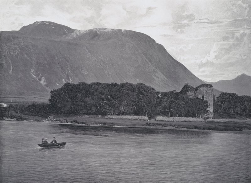 Schottland: Ruinen von Inverlochy Castle, Ben Nevis von English Photographer