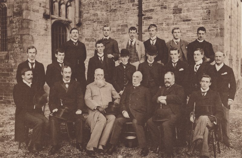 Sedbergh: Gruppe von alten Sedberghianern von English Photographer