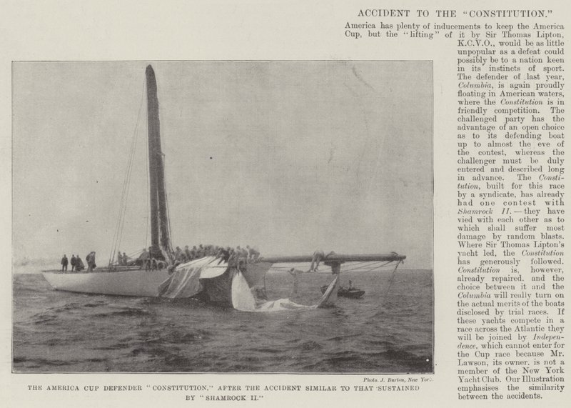 Der America Cup Verteidiger Constitution, nach dem Unfall ähnlich dem von Shamrock II von English Photographer