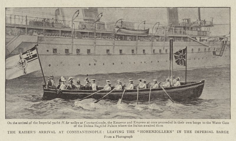 Die Ankunft des Kaisers in Konstantinopel, Verlassen der Hohenzollern in der Kaiserlichen Barke von English Photographer