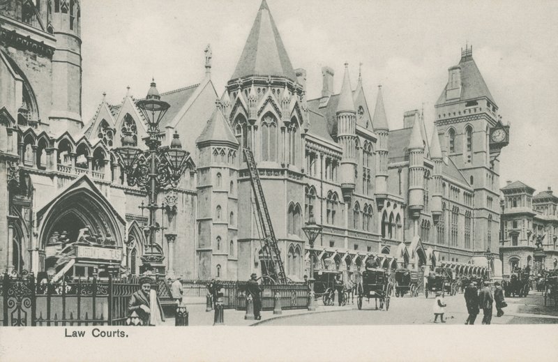 Die Gerichtsgebäude, London von English Photographer
