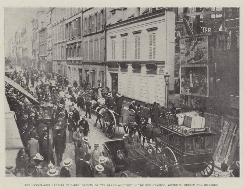 Die Verhaftungen der Nationalisten in Paris, Büros des Grand Occident in der Rue Chabrol, wo M. Guerin belagert wurde von English Photographer
