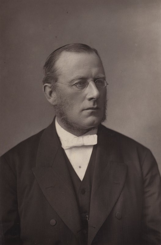 Der Reverend Dr Warre von English Photographer