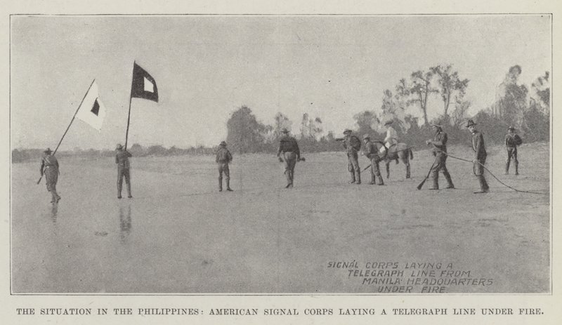 Die Lage auf den Philippinen, amerikanisches Signal Corps verlegt eine Telegrafenleitung unter Beschuss von English Photographer