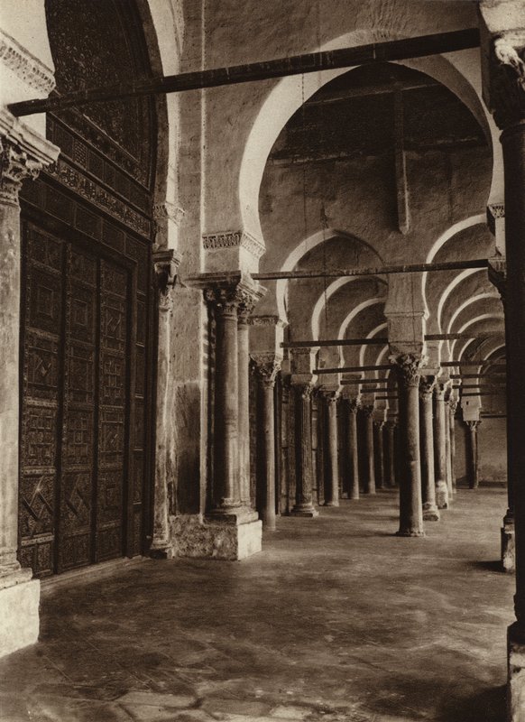 Kairuan, Teilansicht der Großen Moschee von European Photographer