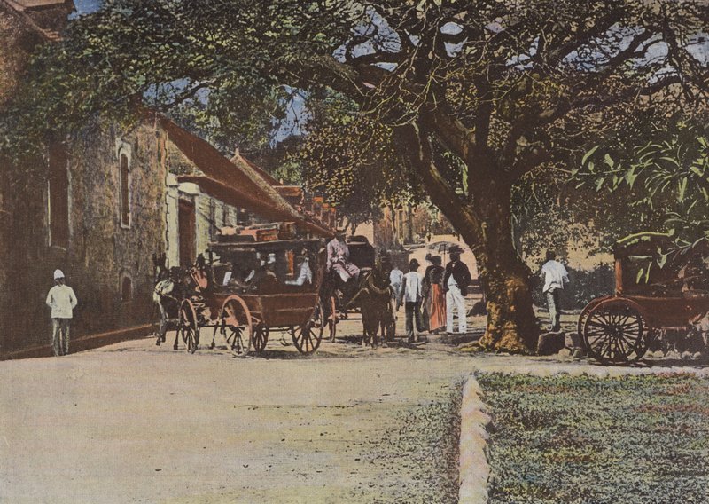 Saint-Denis, Rue de Paris von European Photographer