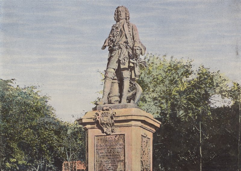 Statue von Mahe Labourdonnais, Place du Gouvernement von European Photographer
