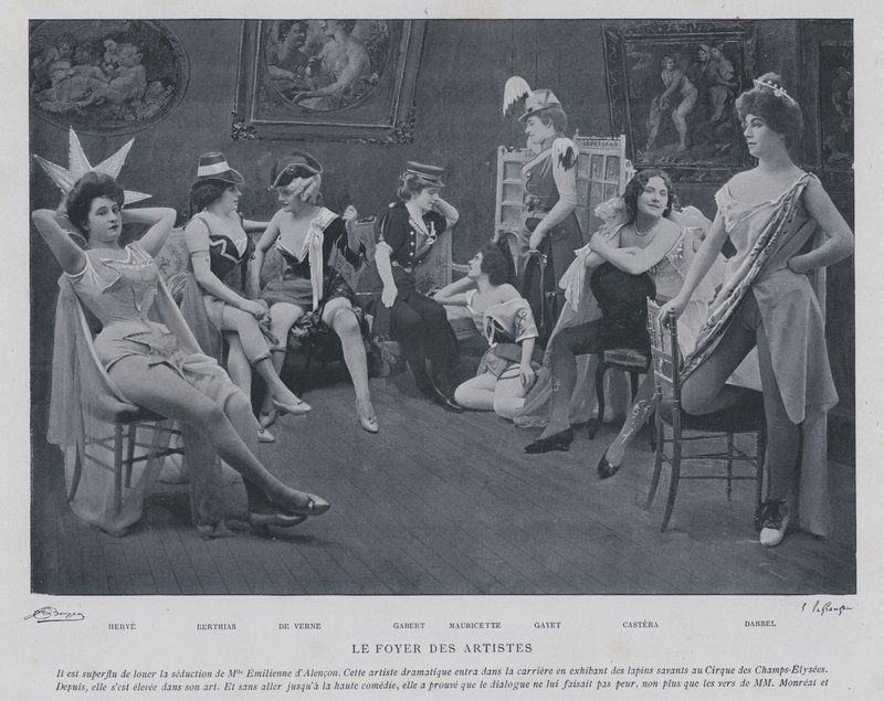 Schauspielerinnen im Grünen Zimmer des Théâtre des Variétés, Paris von French Photographer