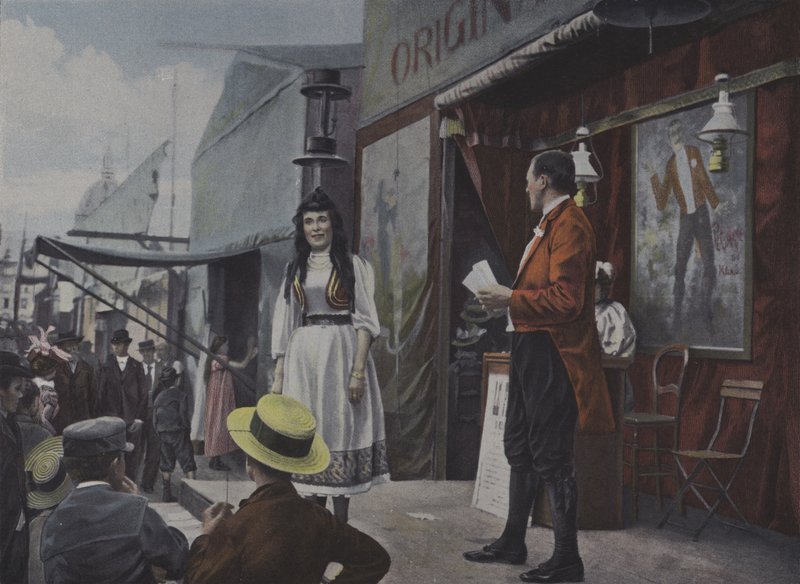 Jahrmarktunterhalter auf der Bühne von French Photographer