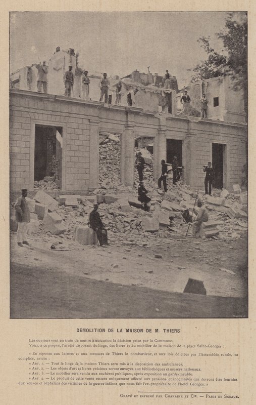 Die Kommune von Paris, Abriss des Hauses von M. Thiers von French Photographer