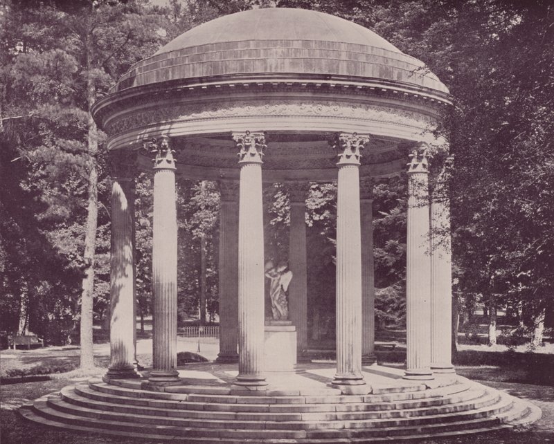 Paris: Tempel der Liebe, Versailles von French Photographer