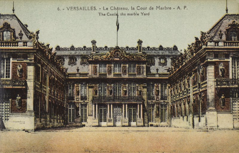 Der Marmorhof, Schloss Versailles von French Photographer