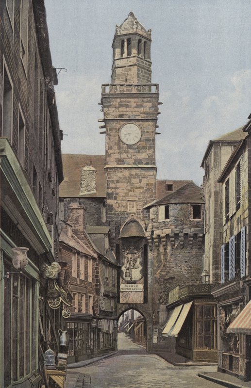 Vire, Uhrturm, Außenseite zur Stadt von French Photographer