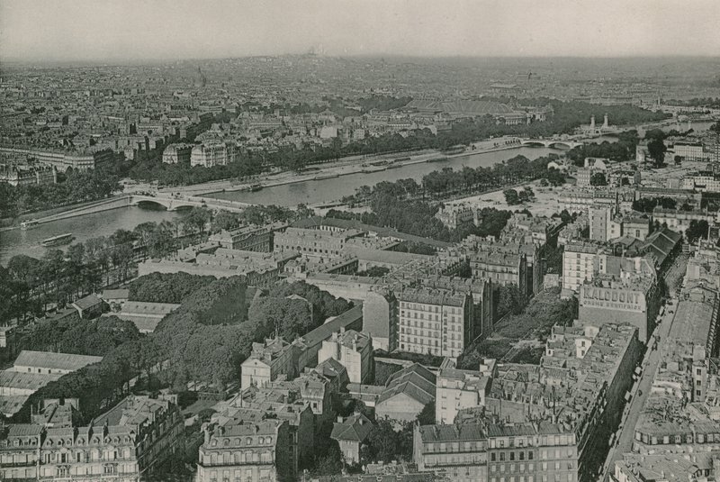 Vue sur les Champs-Elysées et le Sacré-Cœur prise de la Tour Eiffel von French Photographer
