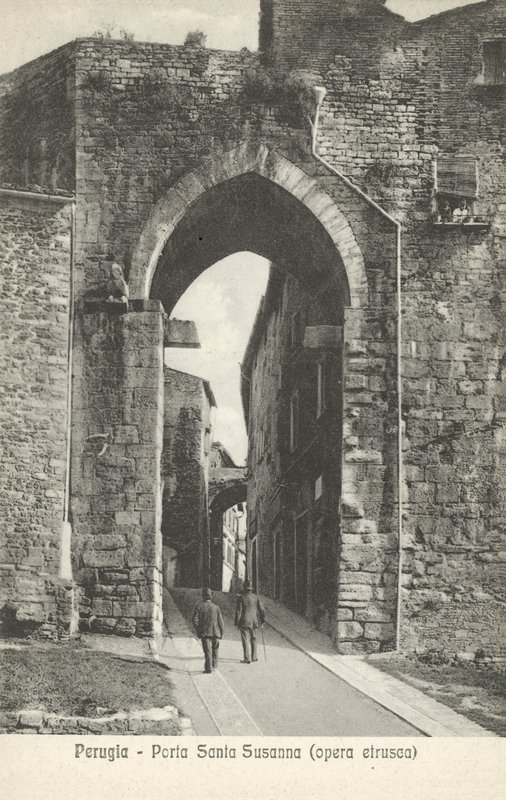 Perugia, Porta Santa Susanna von Italian Photographer