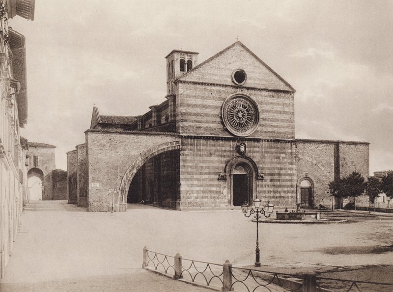 Assisi: Kirche und Kloster von S. Chiara, Filippo da Campello von Italian Photographer