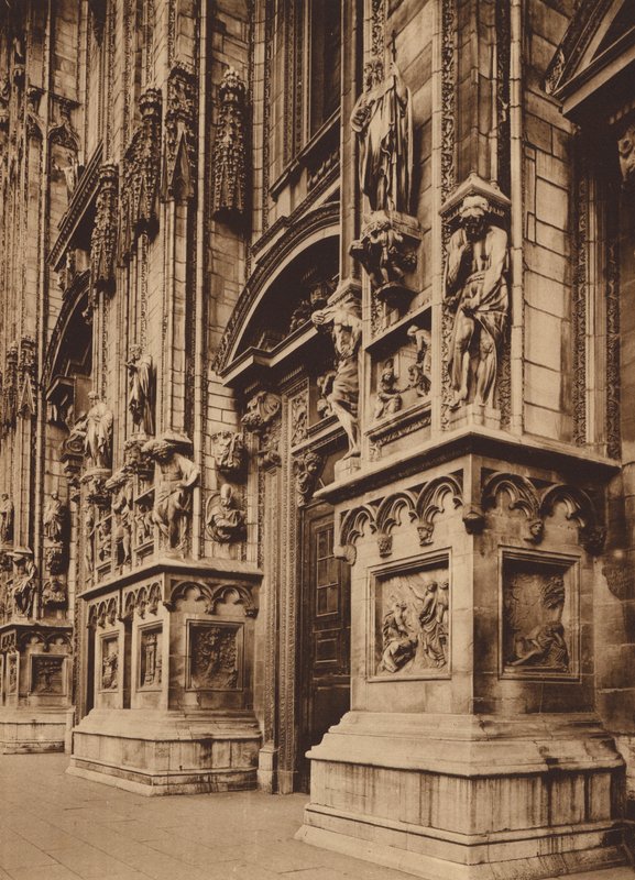 Duomo di Milano: Detail der Fassade von Italian Photographer
