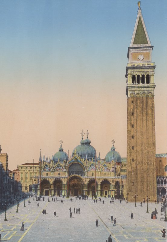 Venedig, Kirche San Marco und Campanile (farbiges Foto) von Italian Photographer
