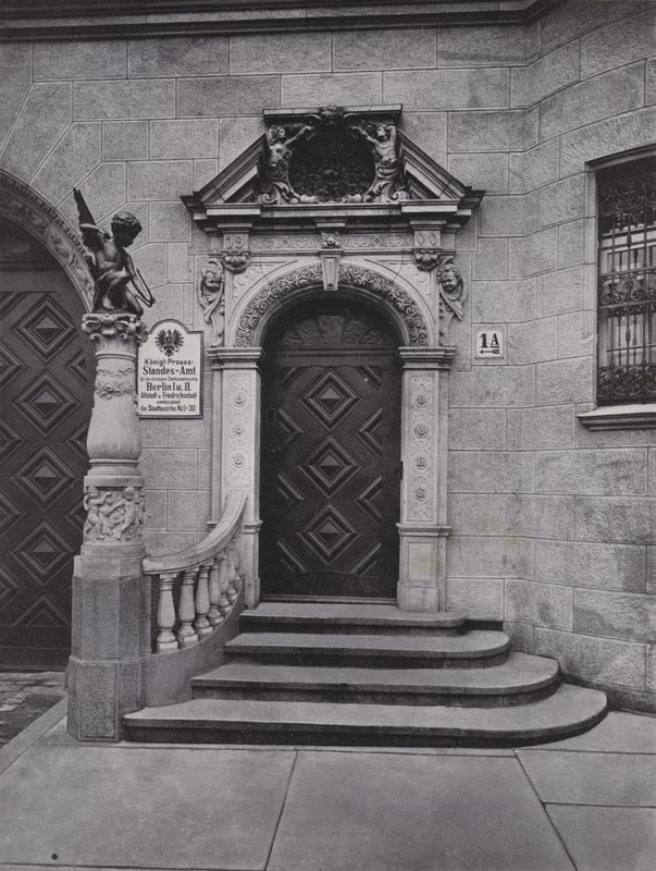 Portal vom Standesamt Berlin I und II von Photographer German