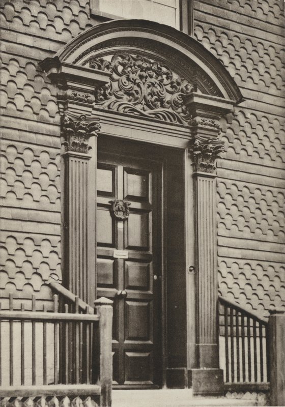 Tür, Cranbrook, Kent (s/w Foto) von William Galsworthy Davie
