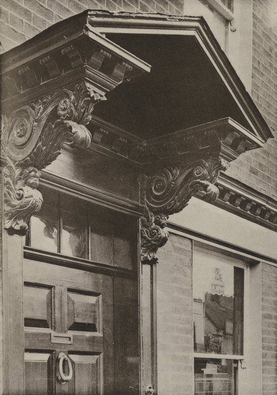Türöffnung, Uxbridge, Middlesex von William Galsworthy Davie