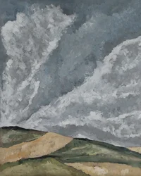 Wolken über Weizenfeldern