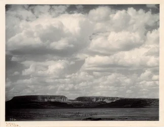 Um Zuni herum, von Nordosten des Pueblo "99"