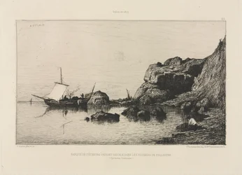 Fischerboot macht einen Hafenstopp an den Felsen von Collioure