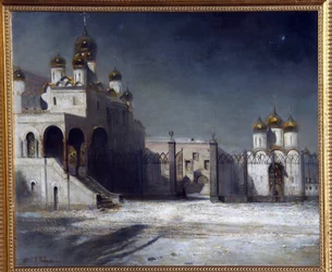 Der Kathedralenplatz im Moskauer Kreml bei Nacht