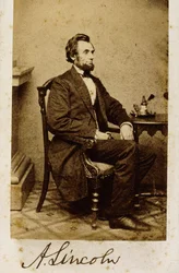 Eine signierte Carte-de-Visite-Fotografie von Abraham Lincoln, 1861