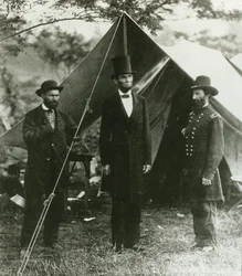 Abraham Lincoln mit Allan Pinkerton und Generalmajor John A. McClernand, 1862