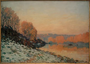 Schnee in Port-Marly, weißer Frost