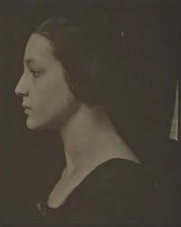 Porträt von Eva Herrmann