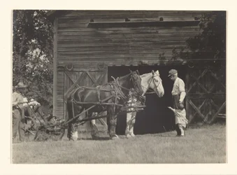 [Yvonne Boursault, Fred Varnum und zwei nicht identifizierte Männer, Lake George]