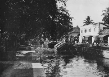 Negombo-Kanal, zeigt Padda-Boote, um 1890, 1910