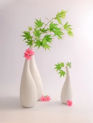 Grüne Blätter, rosa Blüten