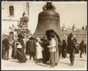 Fotografien von der Studienreise nach Russland für das Gemälde "Die Abschaffung der Leibeigenschaft in Russland" (1914), aus dem "Epos der Slawen-Zyklus, Moskau"